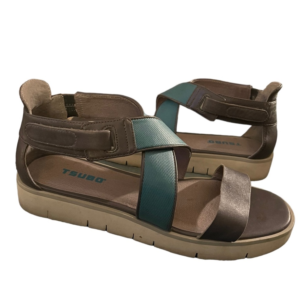 TSUBO Sandals Turquoise/Gray Leather Size 8